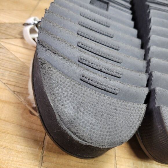 DrβMartens Voss Quad Fluffy Women's 7 Faux Fur Heart White Nappa Sandals - Picture 10 of 13